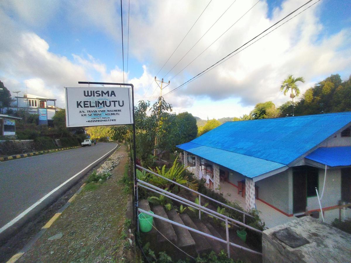 Wisma Kelimutu Ende Buitenkant foto